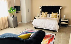 Aaron'S Nest Bed And Breakfast